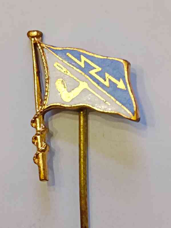 Starý odznak veslařského klubu BLESK z Prahy - foto 2