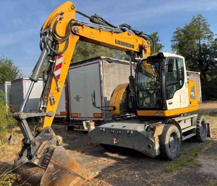 Liebherr A 916  kolové rýpadlo - foto 1