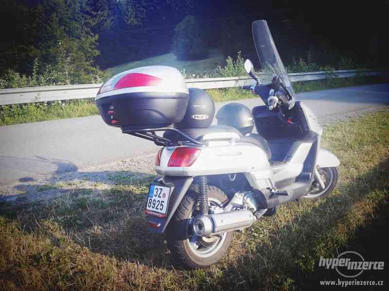 Skútr Yamaha Versity 300 - foto 1