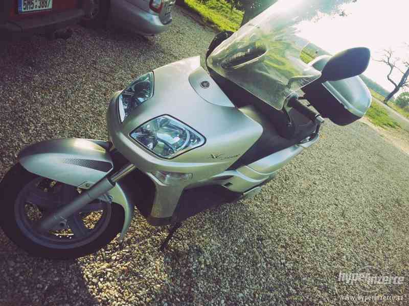 Skútr Yamaha Versity 300 - foto 5
