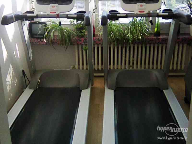 Precor běžecký pás Treadmill 9.34 - foto 1