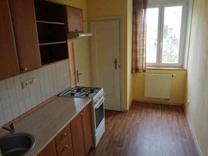 Pronájem 2+1, ulice Zborovská, Žabovřesky, 56 m2, balkon, ko