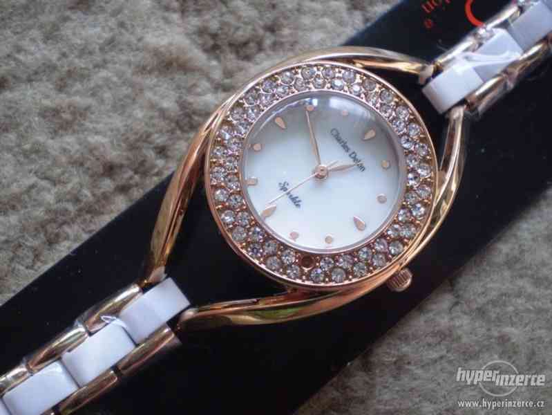 Moderní zlacené hodinky DELON DIAMONTS - foto 1