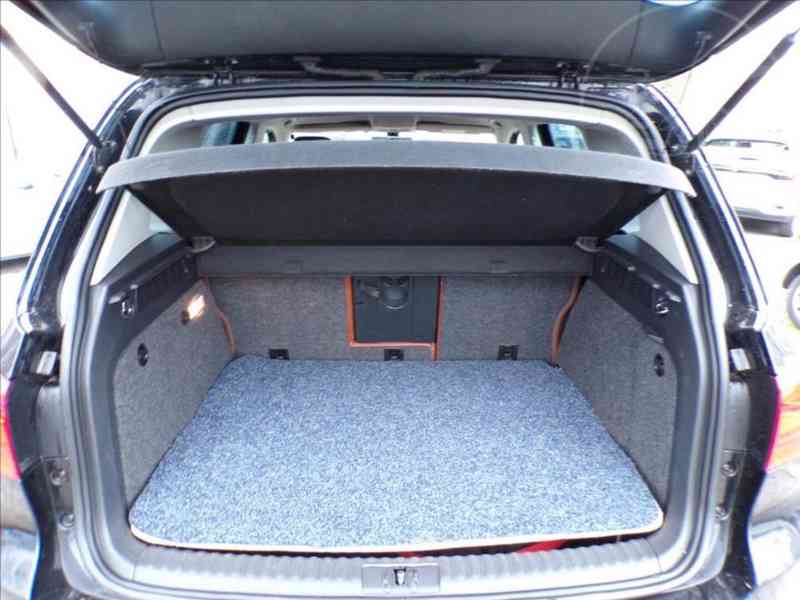 Volkswagen Tiguan 2,0 TSI-147KW DSG - foto 10