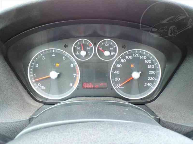 Ford Focus 1,6 16V TAŽNÉ ZAŘÍZENÍ - foto 6