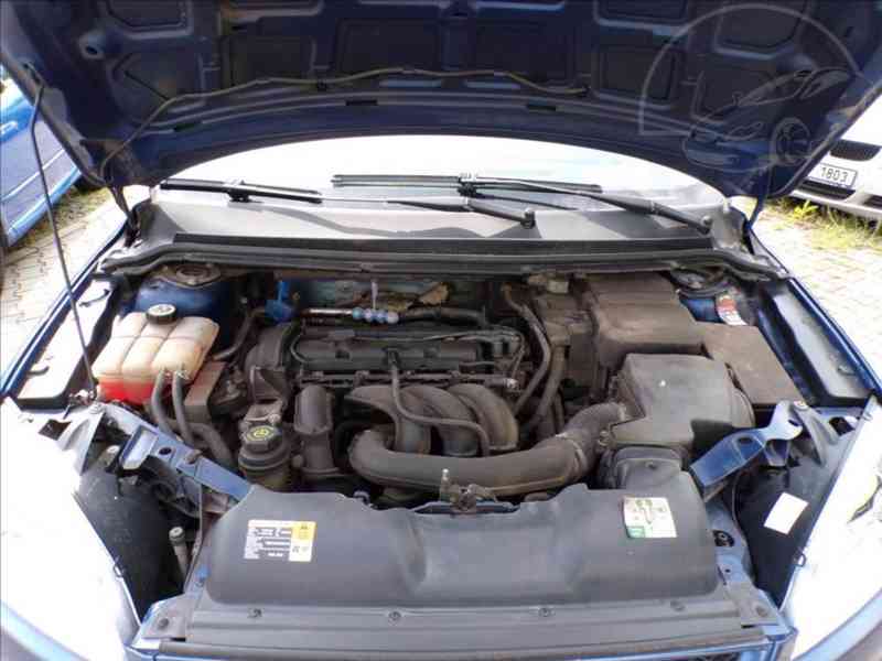 Ford Focus 1,6 16V TAŽNÉ ZAŘÍZENÍ - foto 12