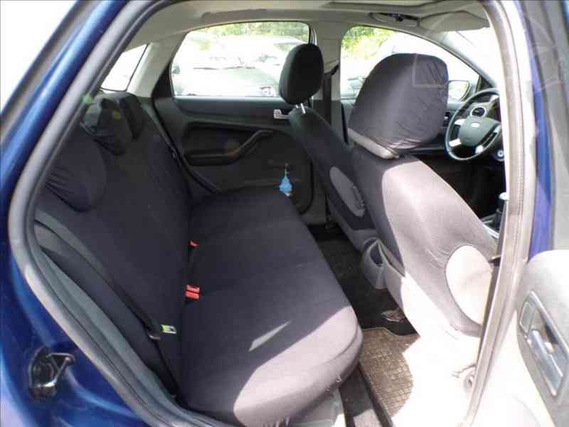 Ford Focus 1,6 16V TAŽNÉ ZAŘÍZENÍ - foto 10