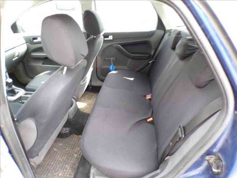 Ford Focus 1,6 16V TAŽNÉ ZAŘÍZENÍ - foto 8