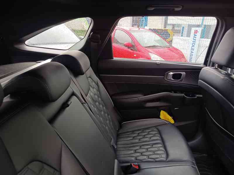 KIA Sorento 2,2CRDI Platinum AWD ČR DPH 7-mistný  - foto 14