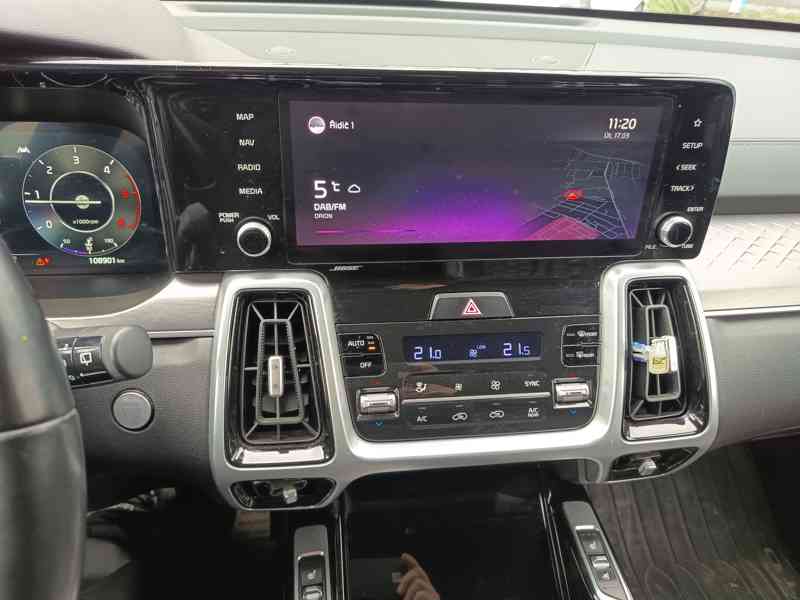 KIA Sorento 2,2CRDI Platinum AWD ČR DPH 7-mistný  - foto 22