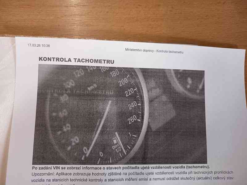 KIA Sorento 2,2CRDI Platinum AWD ČR DPH 7-mistný  - foto 28