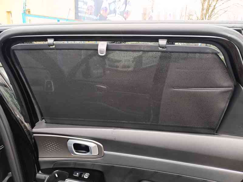 KIA Sorento 2,2CRDI Platinum AWD ČR DPH 7-mistný  - foto 17