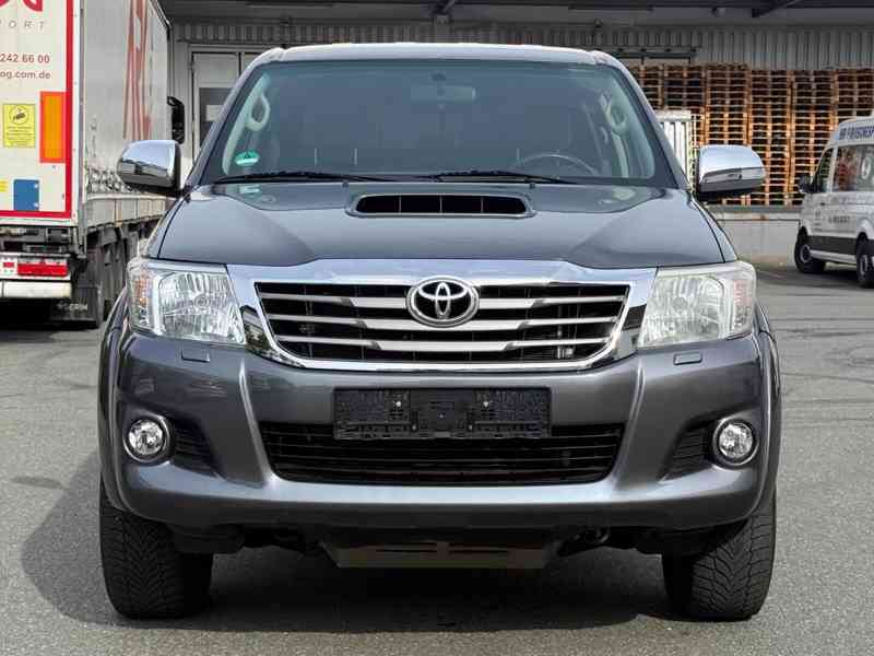 Toyota Hilux 3.0D4D Aut. City 126kw - foto 7