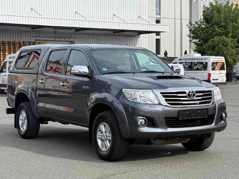 Toyota Hilux 3.0D4D Aut. City 126kw - foto 13