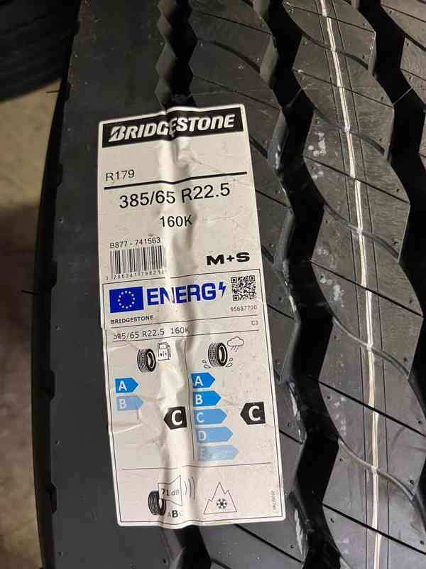 BRIDGESTONE R179 385/65 R22,5 160K/158L - foto 4