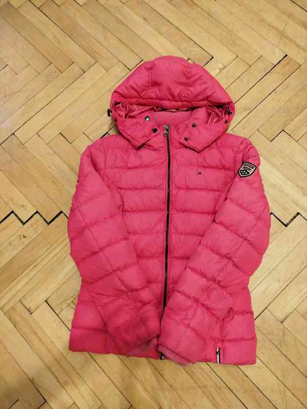 Prodám dámskou péřovou bundu Tommy Hilfiger S/M  - foto 2