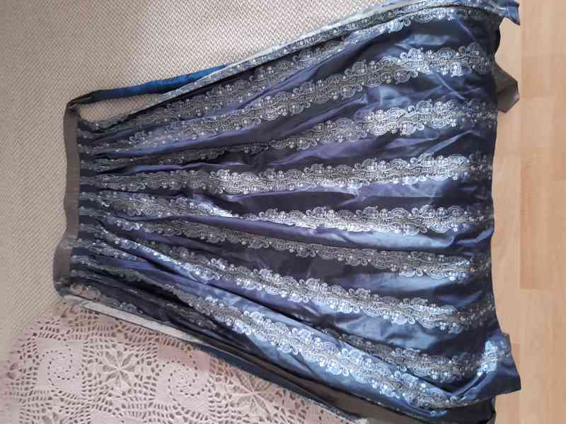 RAKOUSKÝ DIRNDL MODRÝ - foto 5