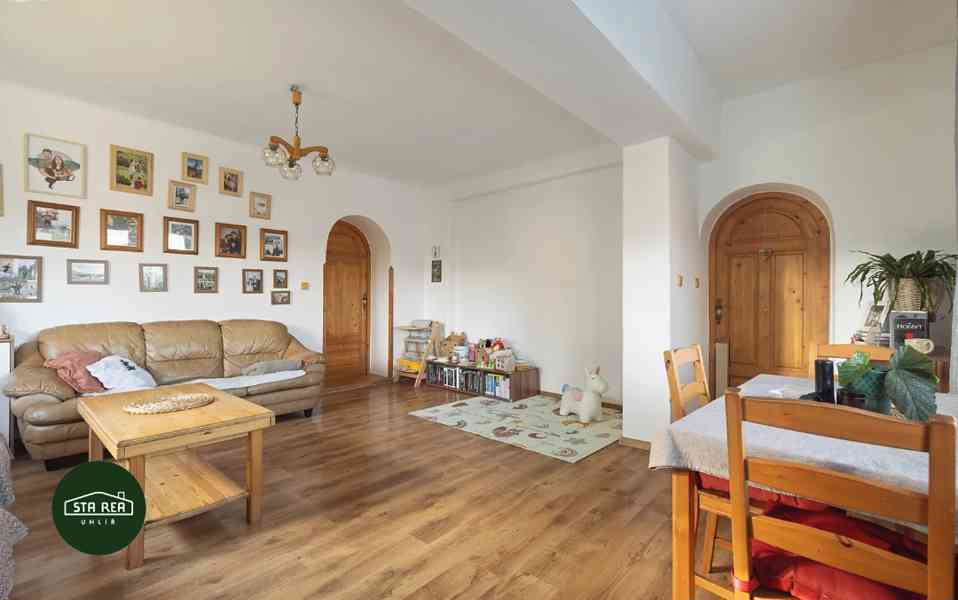 Prodej rodinného domu 170 m², pozemek 1280 m² - foto 3