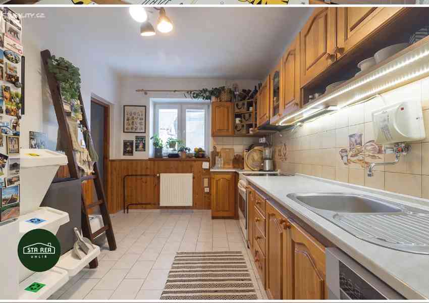 Prodej rodinného domu 170 m², pozemek 1280 m² - foto 4