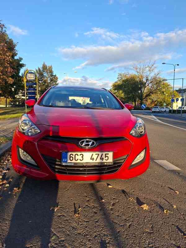 Hyundai i30 1,6   2013 ročník, 99Kw, 1.6 benzín - foto 13