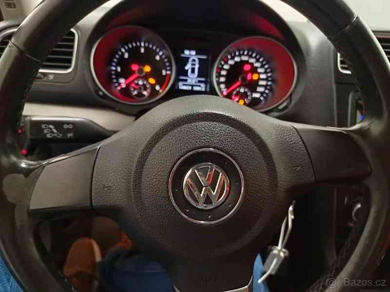Volkswagen Golf 1,6   TDI - foto 2