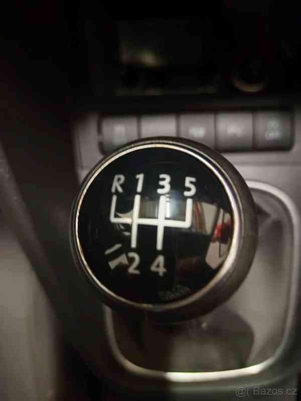 Volkswagen Golf 1,6   TDI - foto 7