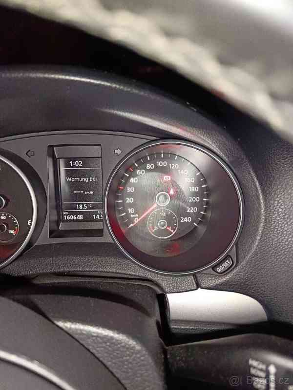 Volkswagen Golf 1,6   TDI - foto 12