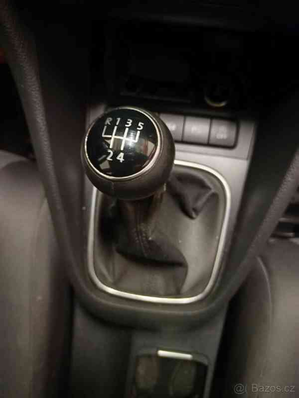 Volkswagen Golf 1,6   TDI - foto 6
