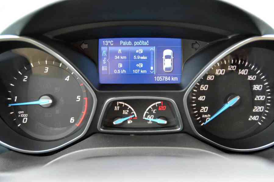 Ford C-Max 2.0TDCI 120kW Titanium - foto 13