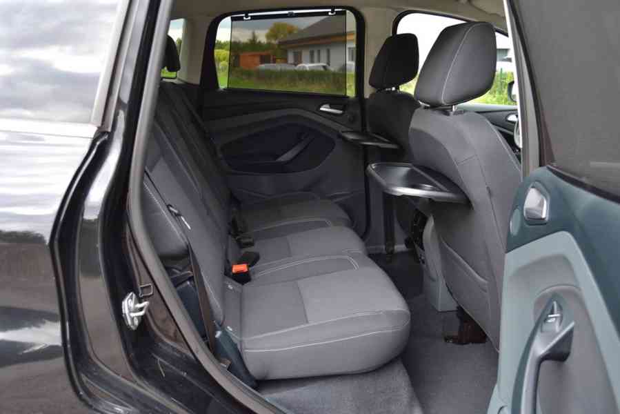 Ford C-Max 2.0TDCI 120kW Titanium - foto 16