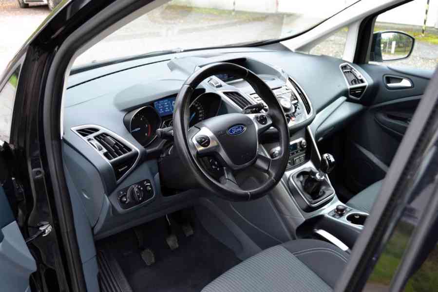 Ford C-Max 2.0TDCI 120kW Titanium - foto 7
