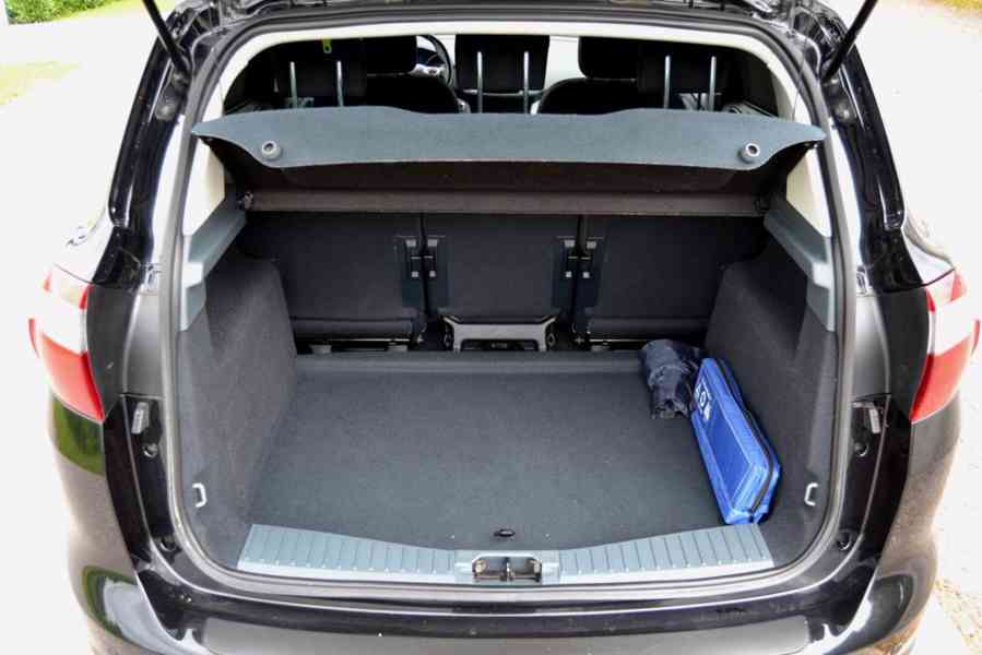 Ford C-Max 2.0TDCI 120kW Titanium - foto 15