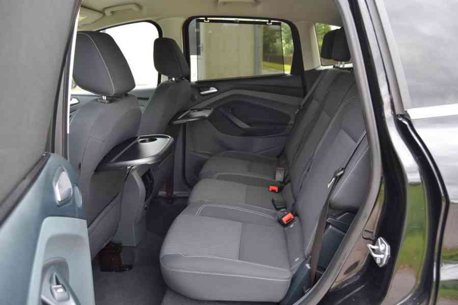 Ford C-Max 2.0TDCI 120kW Titanium - foto 14