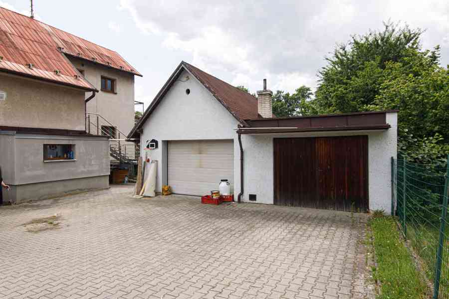 Prodej poloviny rodinného domu s garáží a zahradou, Havířov - foto 2