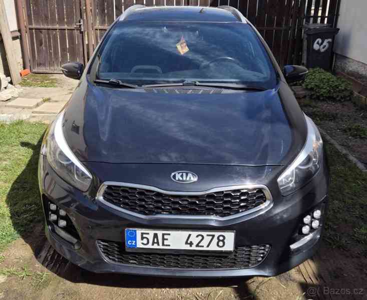 Kia Ceed 1,6   CRDi, 100 kW - foto 8