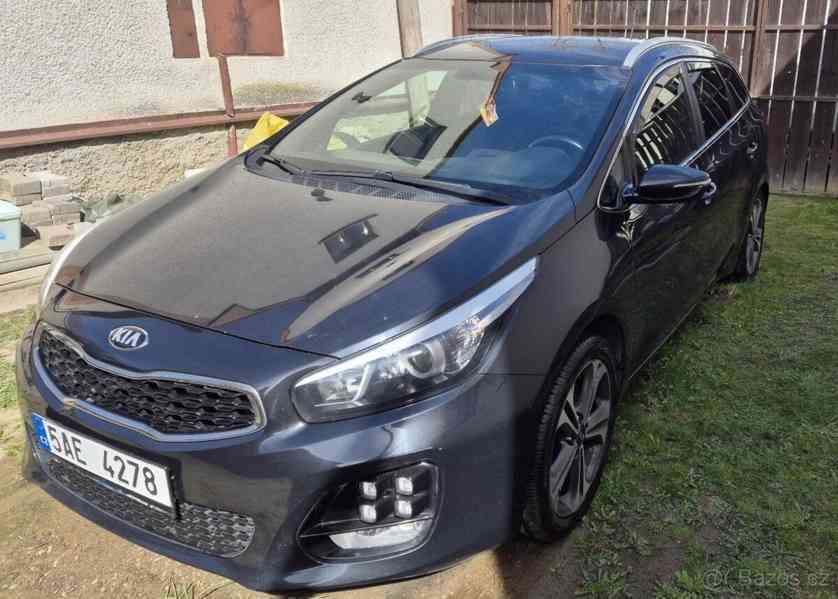 Kia Ceed 1,6   CRDi, 100 kW - foto 6