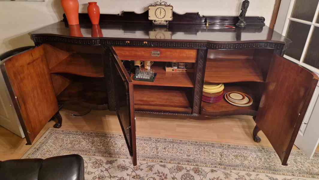 Starožitný příborník, bufet Chippendale - foto 2