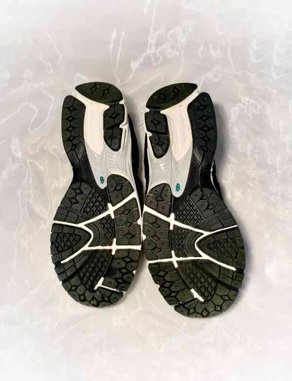 New Balance 2002R (M2002RRA) • Nové • Release 2024 - foto 6