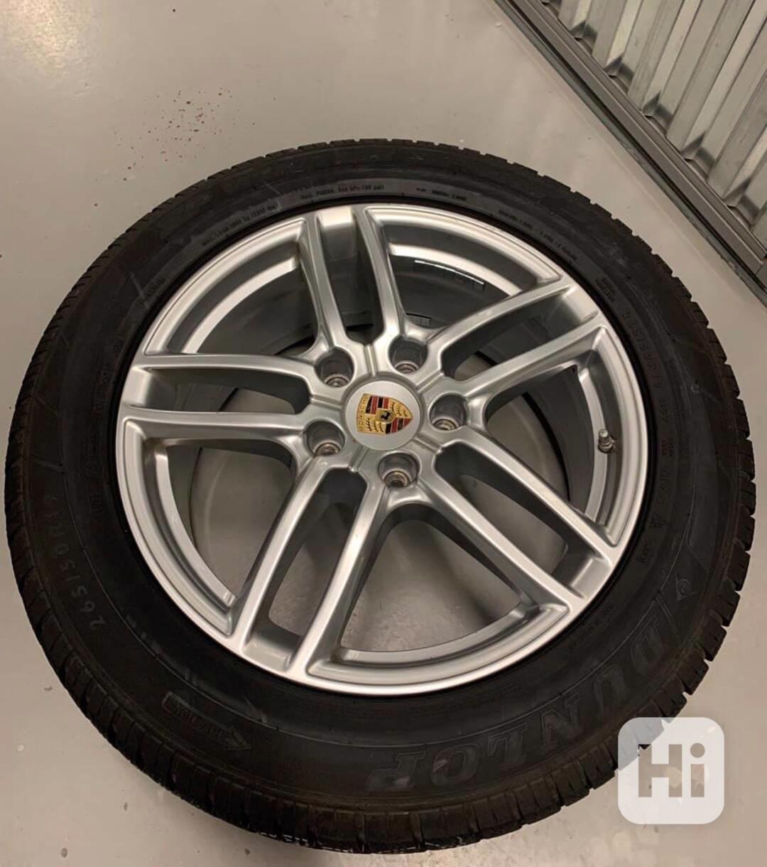 Prodám 4 zimní pneumatiky Dunlop s ALU disky Porsche Cayenne - foto 1