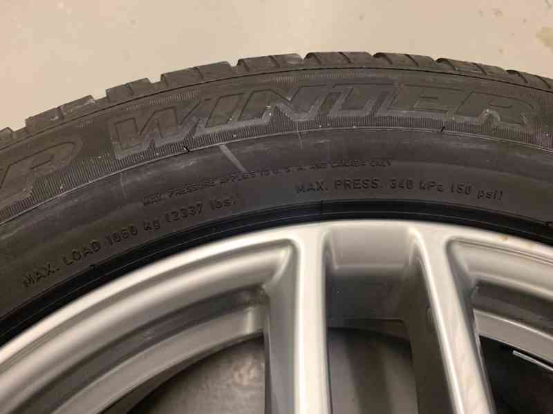 Prodám 4 zimní pneumatiky Dunlop s ALU disky Porsche Cayenne - foto 4