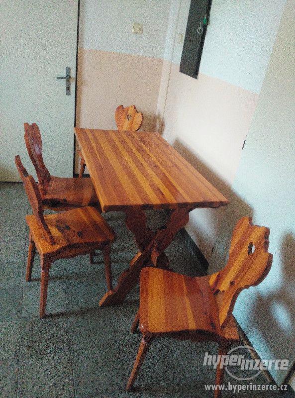 Jídelní stůl se židlemi - foto 3