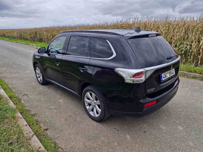 Mitsubishi Outlander 2,3 III,4x4,2.2 Di-D,110 kW,7m - foto 5
