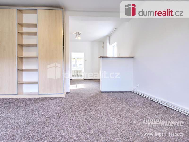Pronájem rodinného domu se zahradou, 180 m2, 7+2kk, Praha 4 - Šeberov, - foto 10