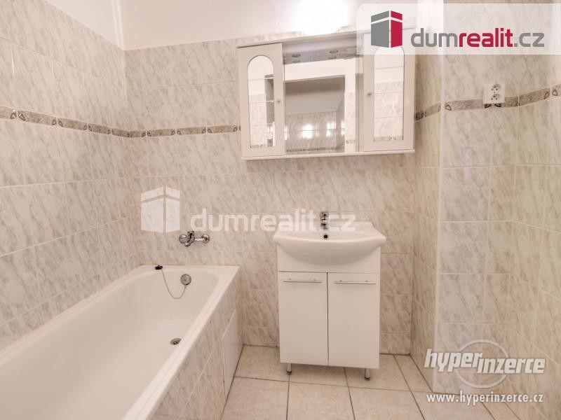 Pronájem rodinného domu se zahradou, 180 m2, 7+2kk, Praha 4 - Šeberov, - foto 14
