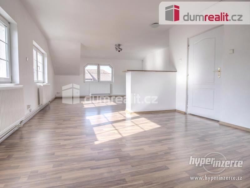 Pronájem rodinného domu se zahradou, 180 m2, 7+2kk, Praha 4 - Šeberov, - foto 18