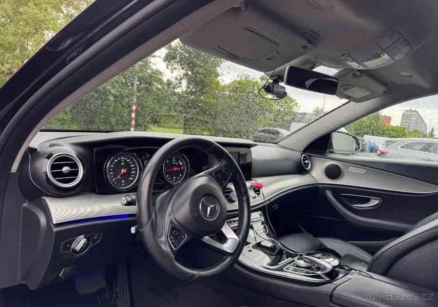 Mercedes-Benz Třídy E E220D PRAHA - foto 10