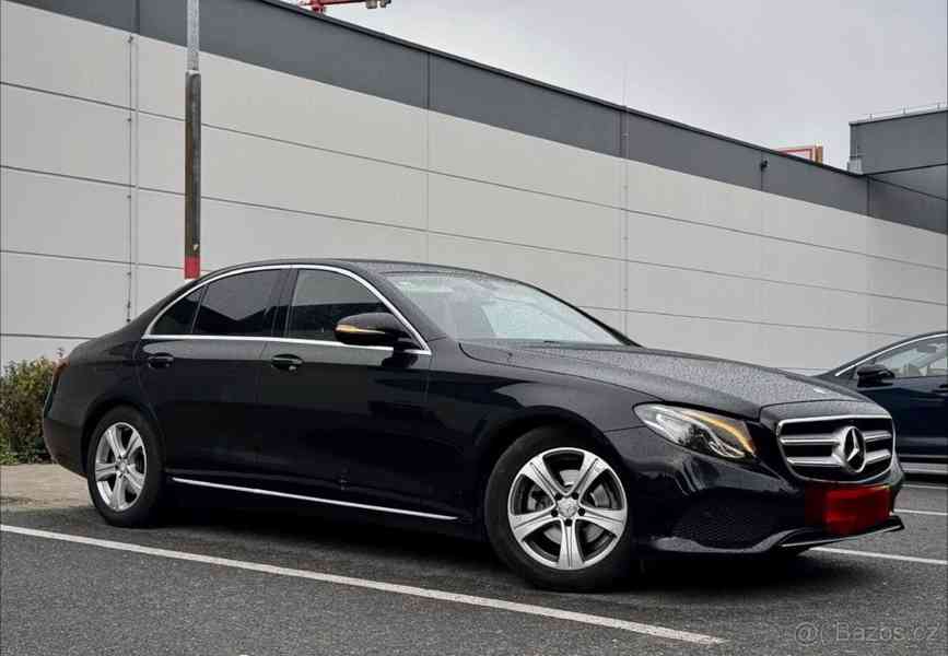 Mercedes-Benz Třídy E E220D PRAHA - foto 1
