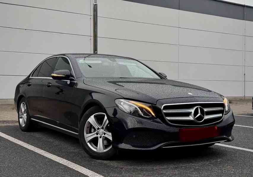 Mercedes-Benz Třídy E E220D PRAHA - foto 7