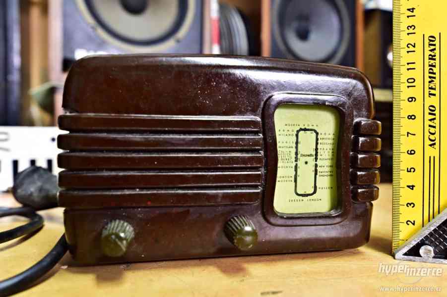 Sonoretta Radio RV12 cca r. 1948, miniaturní 110mm rádio - foto 1