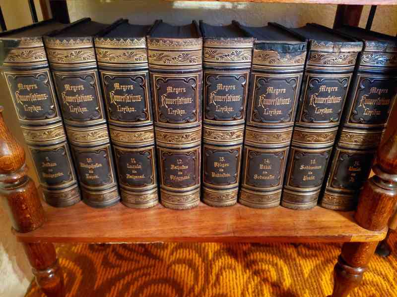 Lexikony rok vydání 1885 - foto 2